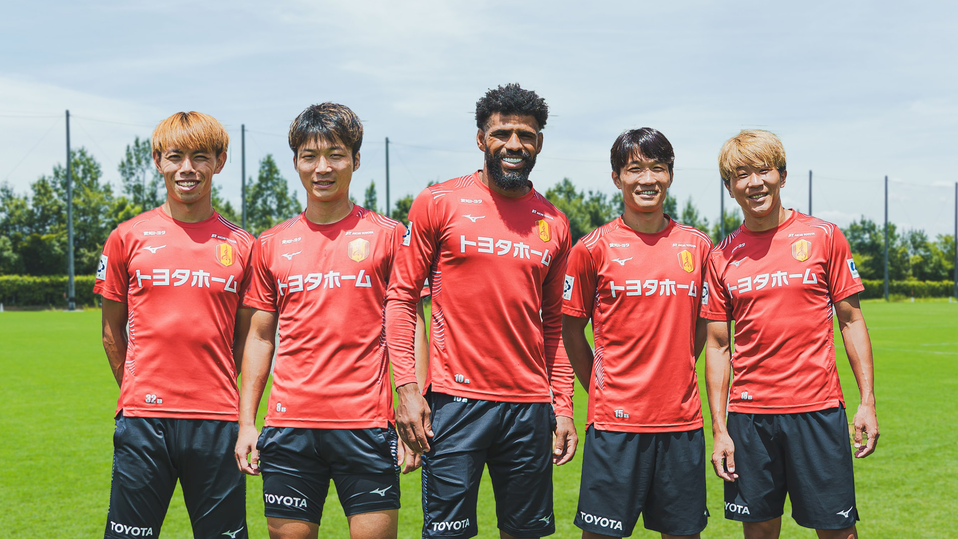 現役Jリーガーに聞く。オーラルケアやムダ毛ケア、さらにはスキンケアなど、一流アスリートが整えるべき大事なコンディション。